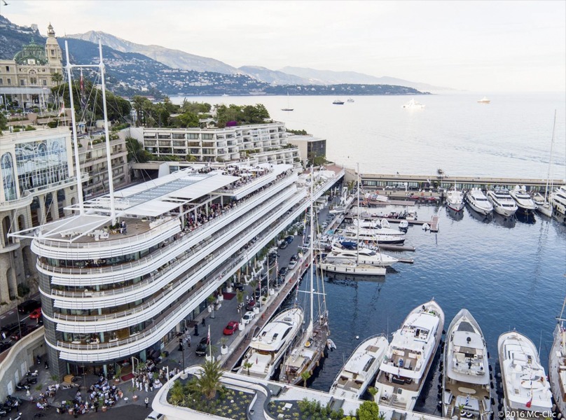 Vue aérienne du Yacht Club de Monaco 2020